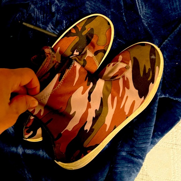 Army bootie sneakers - Picture 1 of 2